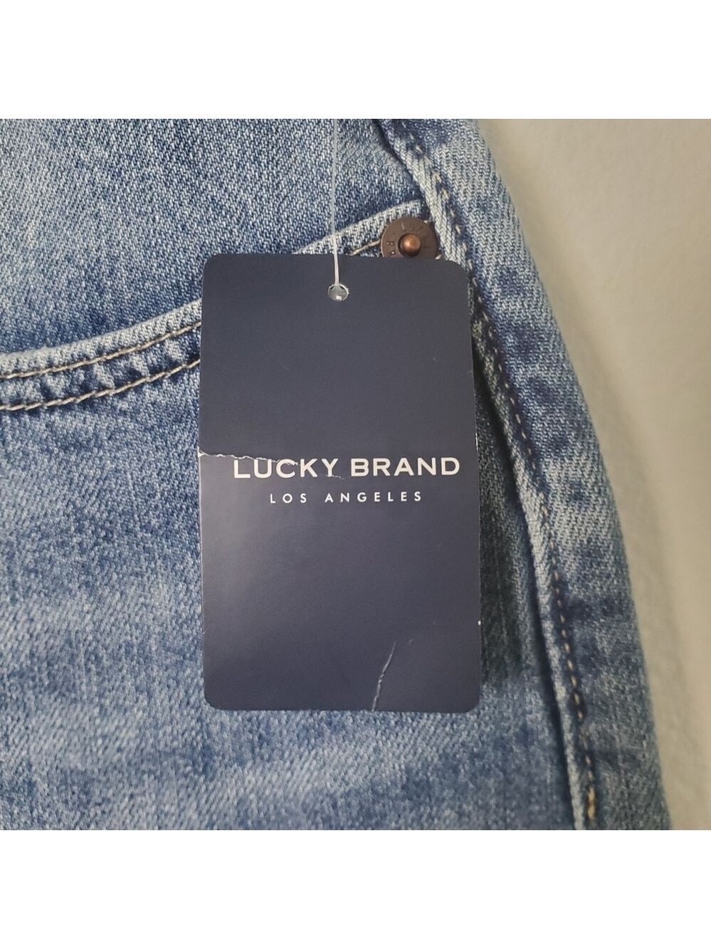 Lucky Brand High Rise Bermuda Shorts Womens Size 10 Distressed - Picture 5 of 15